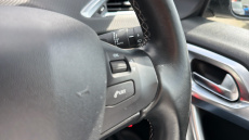 Peugeot 2008 1.2 PureTech 110 Allure Premium 5dr Petrol Estate